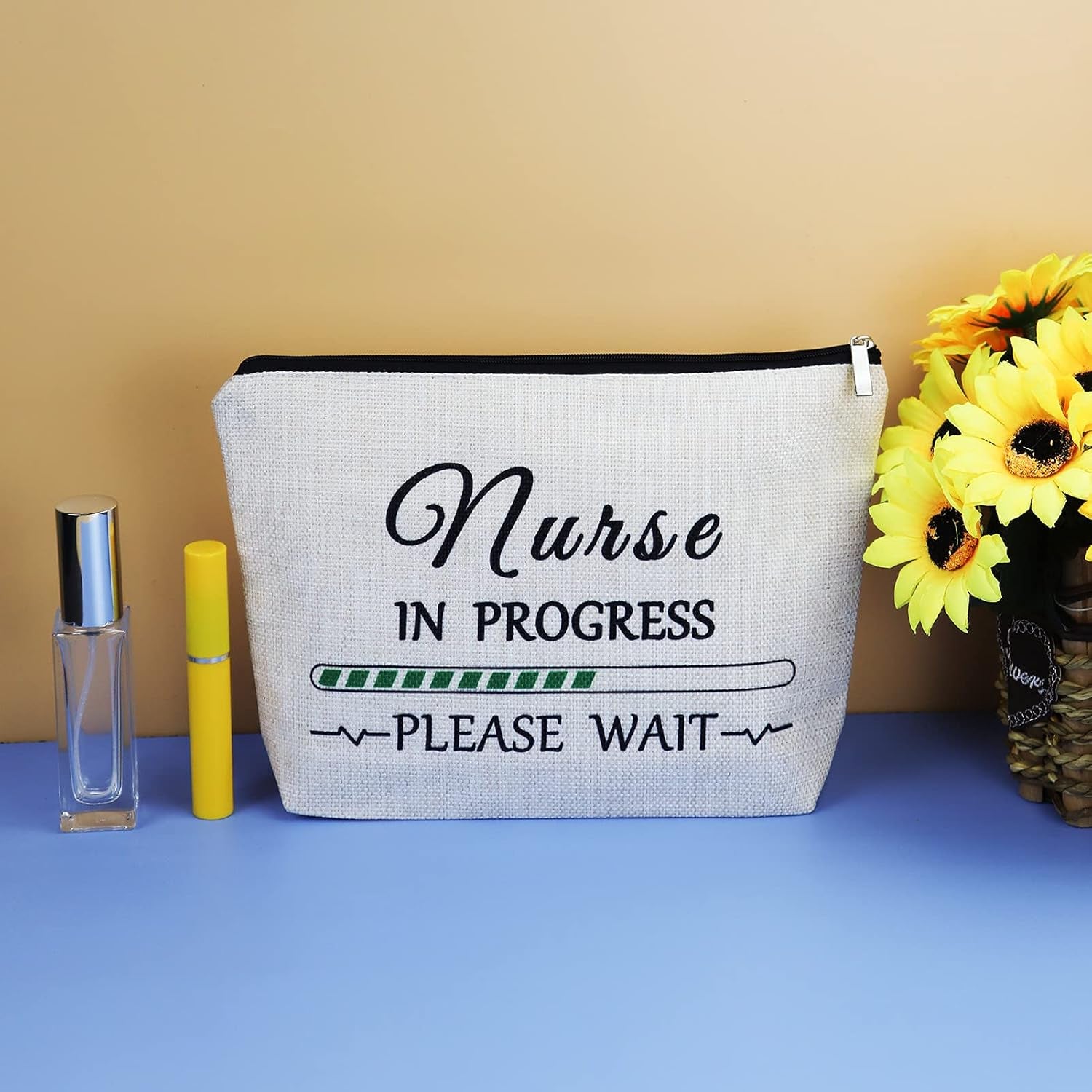 Nurse Appreciation Gift Makeup Bag RN Cosmetic Bag Graduation Nurses' Week Birthday Gift for Nursing School Student Women Coworker Sister Nurse Practitioner Present Travel Zipper Toiletries Pouch
